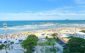 Apto vista mar em Pitangueiras, Guarujá